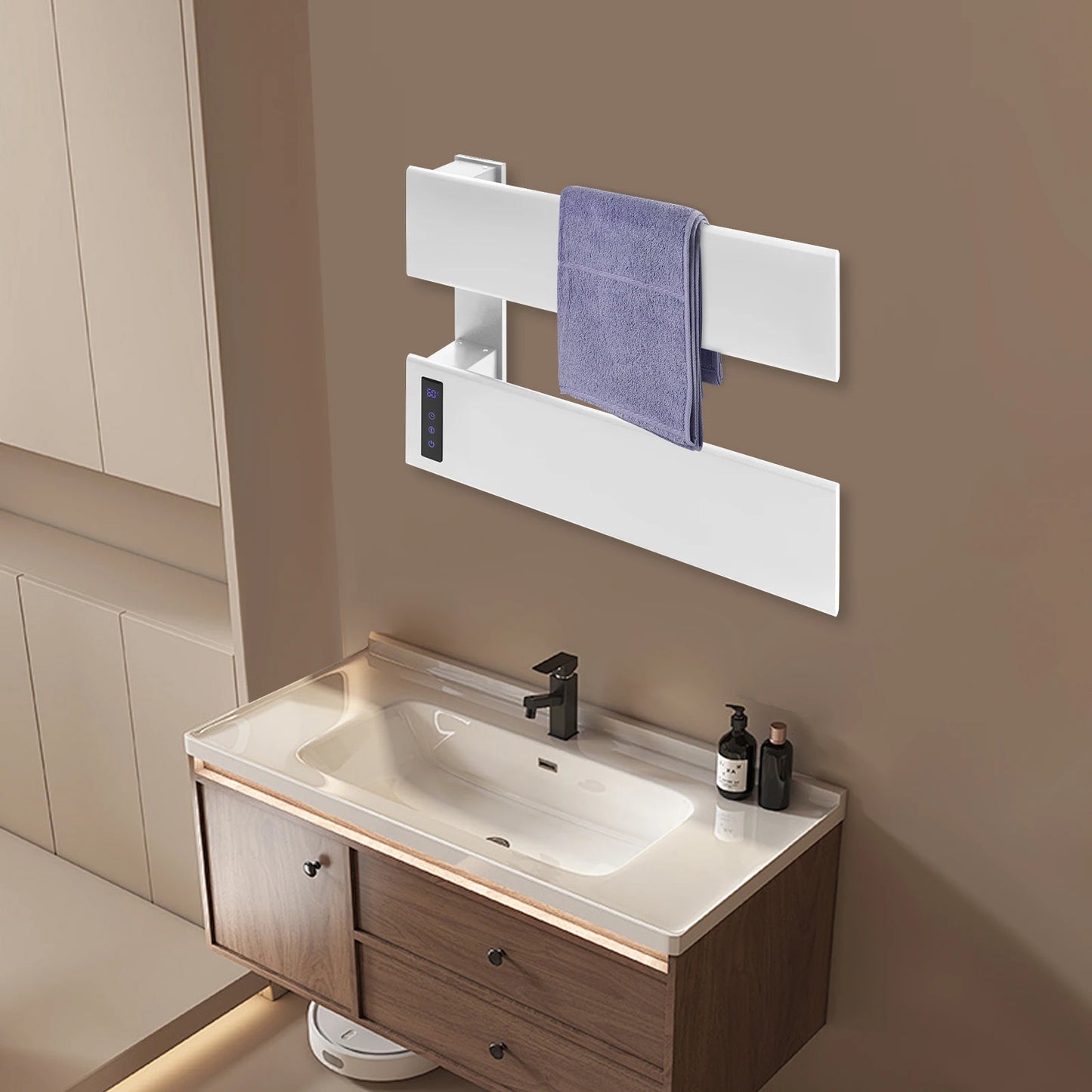 CE Certified Wall Mounted Electric Towel Warmer Aluminum Alloy